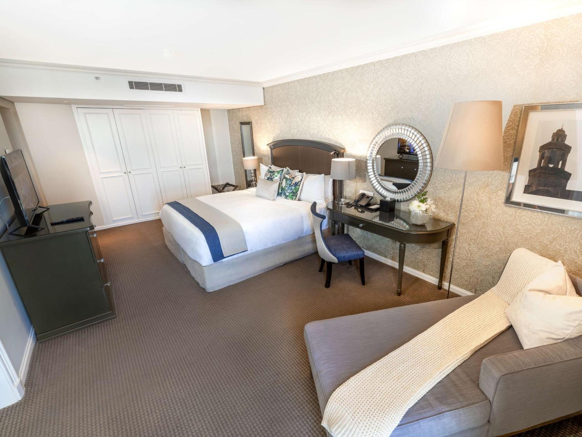 Southern Sun The Cullinan Cape Town Exterior photo