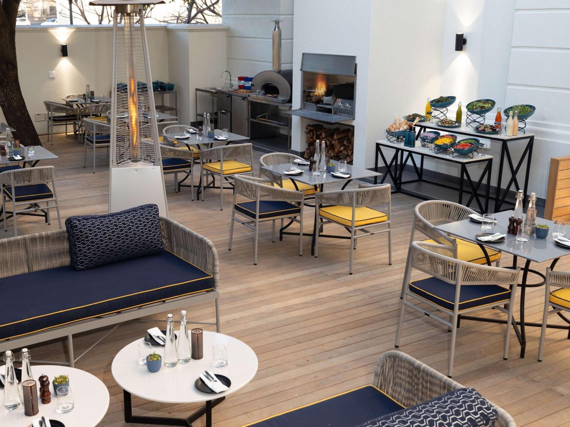 Southern Sun The Cullinan Cape Town Exterior photo