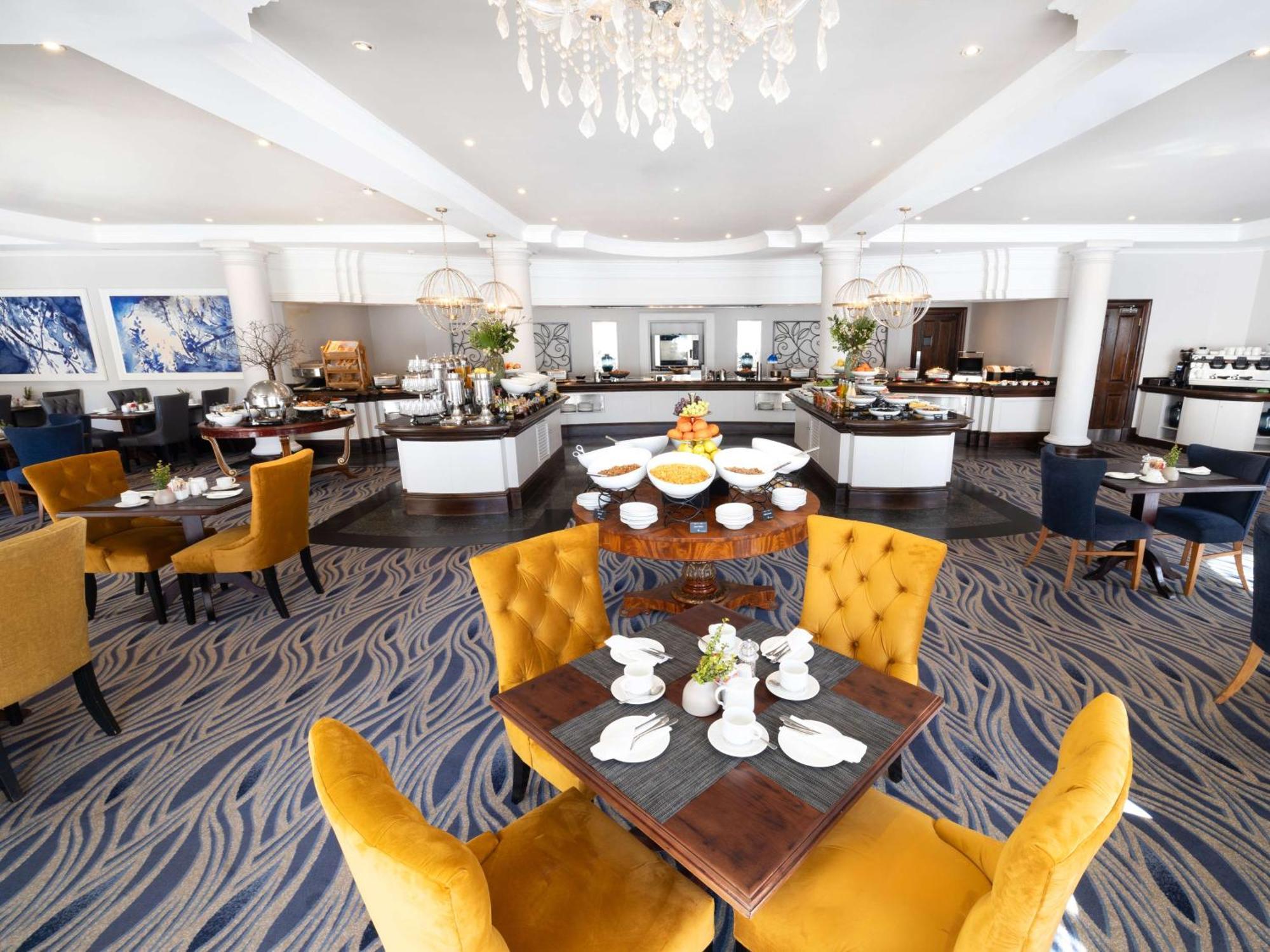 Southern Sun The Cullinan Cape Town Exterior photo